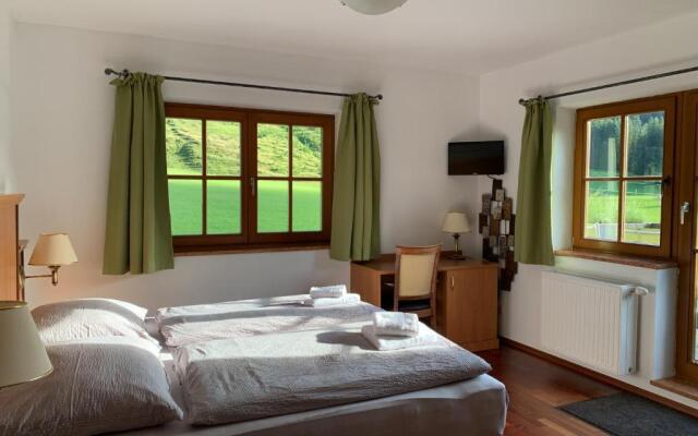 DIE FILZMOOSERIN - home living apartments