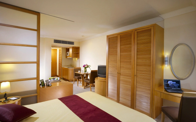 Harbour Plaza Resort City