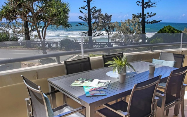 Unit 2 'The Rocks', Coolum Beach