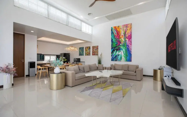 Villa Luna - Exclusive 4BR Residence