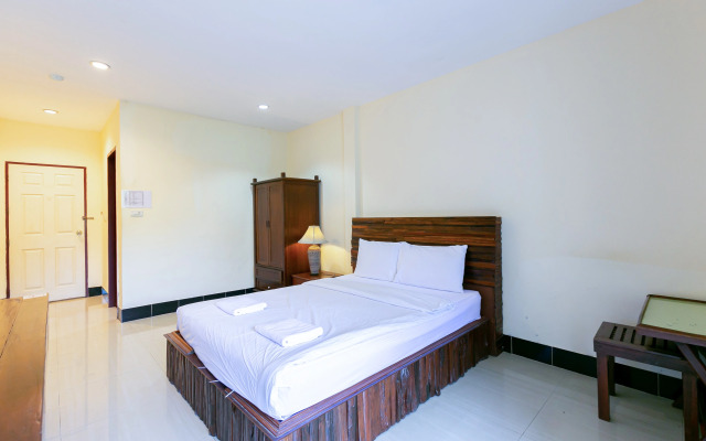 Deeden Pattaya Resort