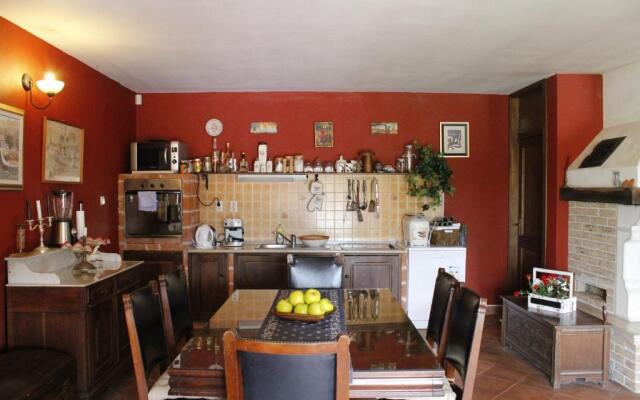 Mon Perin Castrum - House of Nice Memories