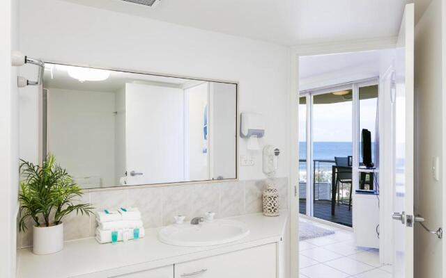 Mooloolaba Beachfront Apartment