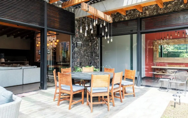 Pedacito de Lago - Lakeview Home