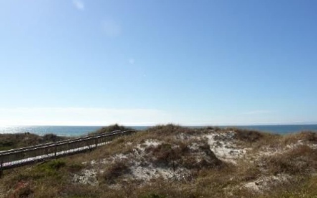 Sea Cliff A 6