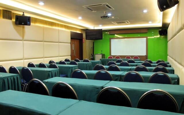Eight Days Boutique Hotel @ Permas Jaya