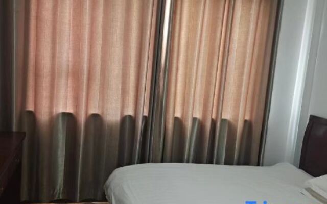 Yapeng Hotel (Shanghai Nanxiang Subway Station)