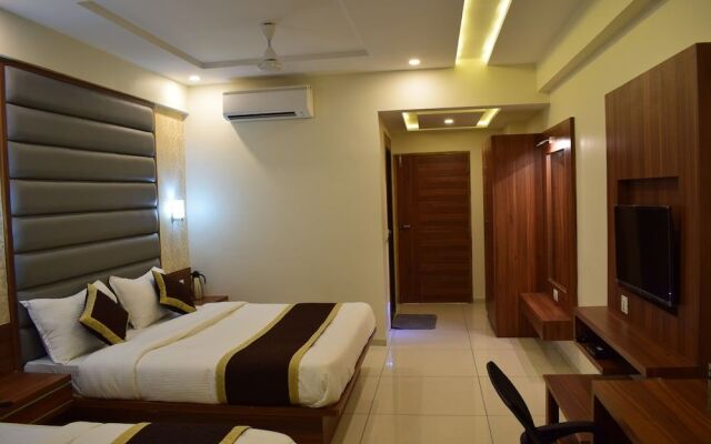 Hotel Lavish inn