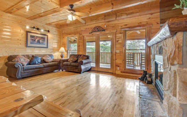 Moonlight Lodge by Jackson Mountain Rentals