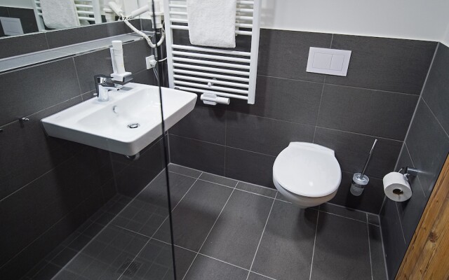Alb Inn – Hotel & Apartments