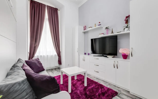Apartment Thunovská 10