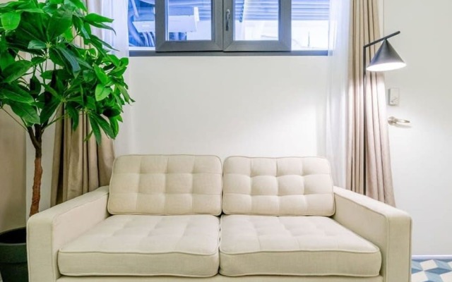 w Monochrome Loft in Santa Ana