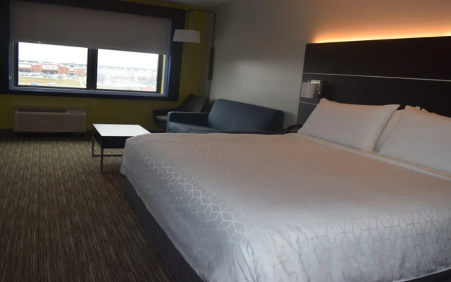 Holiday Inn Express & Suites Middletown by IHG