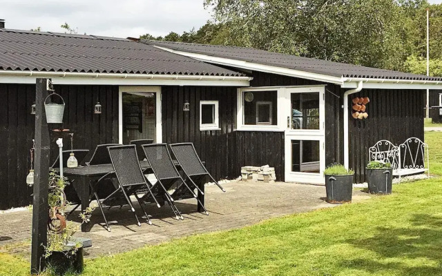 5 Person Holiday Home in Hals