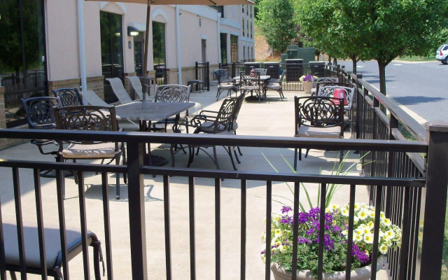 Holiday Inn Express Hotel & Suites Winchester by IHG