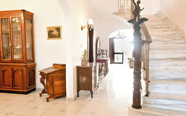 Mediterranea Sunny Maltese Townhouse