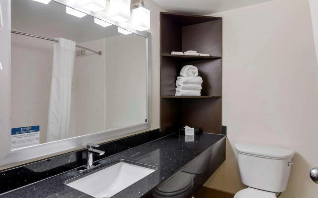 Comfort Inn University