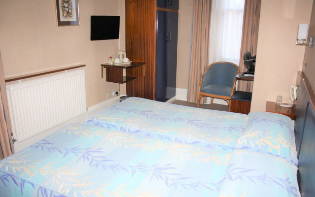 Mitre House Hotel