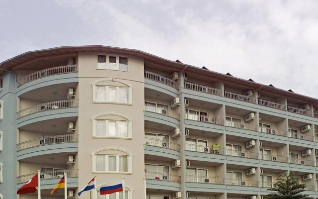 Eva Beach Hotel