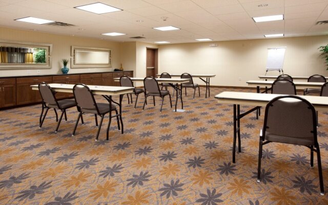 Holiday Inn Express Hotel & Suites LAMAR by IHG