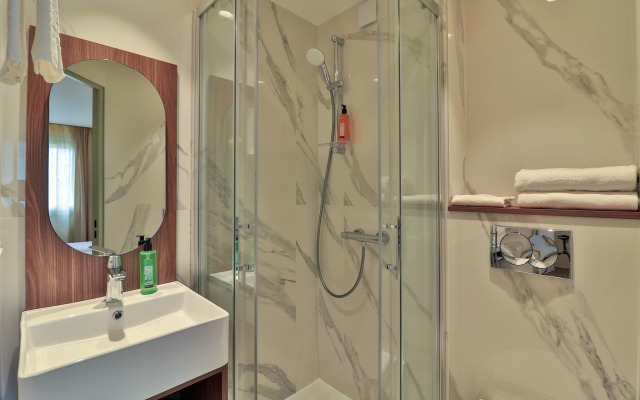 Hotel du Pin Nice Port