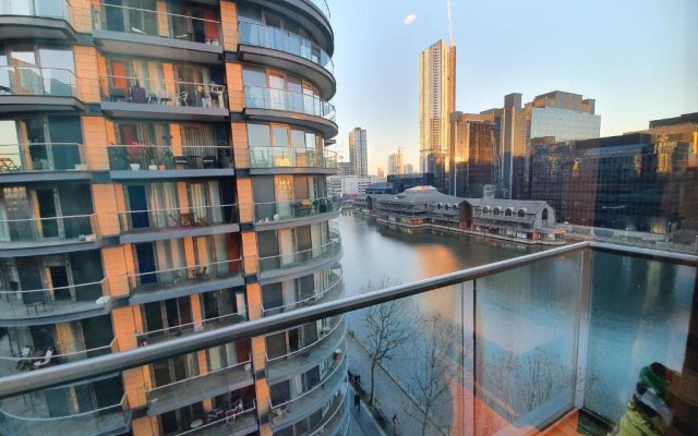 1 Bed Suite, Waterside, Canary Wharf