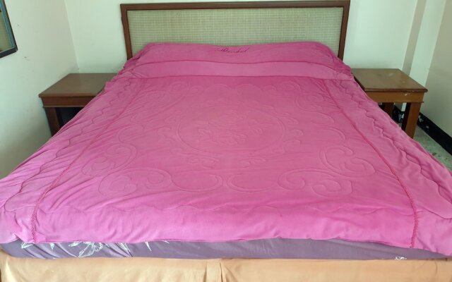 Oyo 1079 Ban Wongdarin