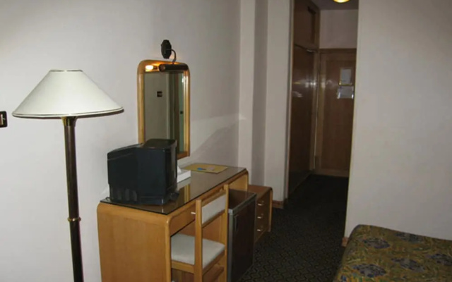 Philippe Luxor Hotel