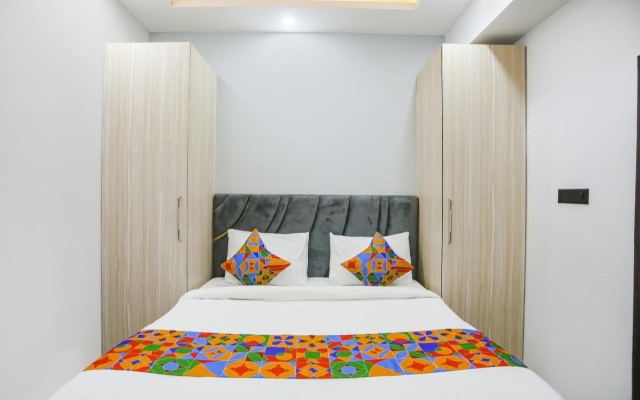 FabHotel Rasa Arcade