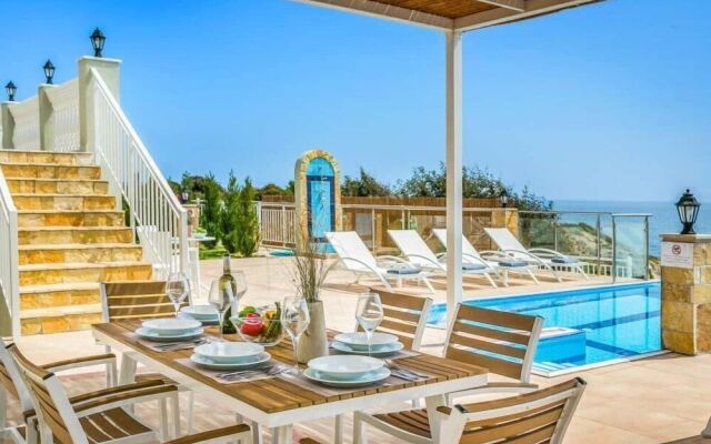 Villa Azure