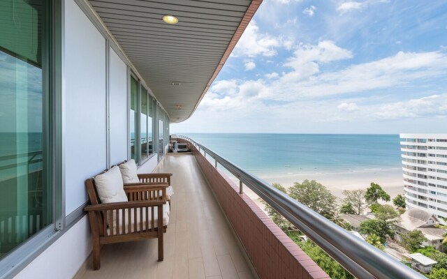 Hua Hin Luxury Condo by Passionata