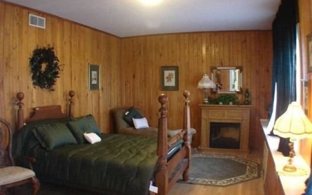 Tuckasiegee River Mountain Lodge