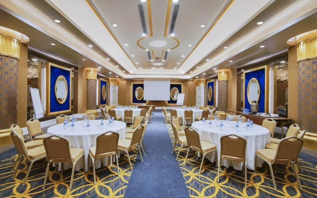 Limak Cyprus Deluxe Hotel