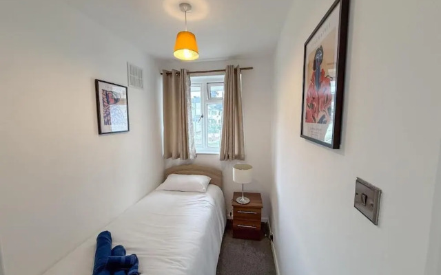 Bassetts House - Mins to Central London