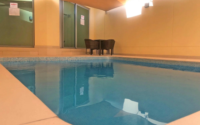 Grand Swiss-Belhotel Waterfront Seef