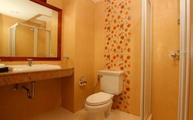 Baan Klang Hua Hin Resort & Condominium