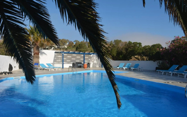 Melina Hotel