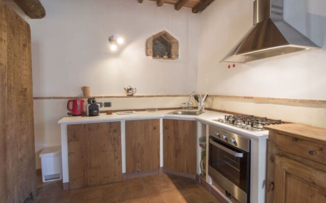 Borgo Monticelli 12877