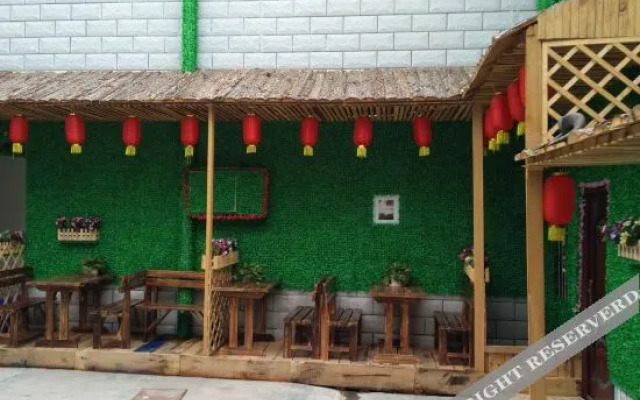 Nyingchi Slow Travel Time Inn