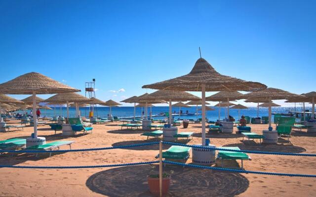 Domina Coral Bay Aquamarine Hotel & Resort