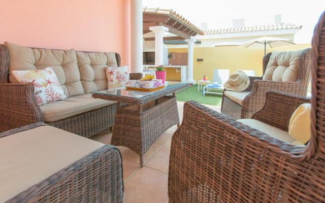 Villa Bella Lucia 1. Piscina Climatizada, WiFi, BBQ.