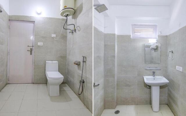 Fabhotel Royal Galaxy
