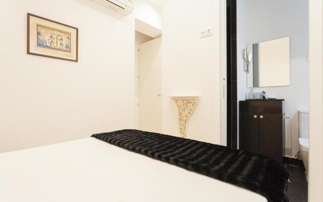 For You Rentals Puerta del Sol Apartments PRE10B