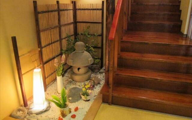 Hana Ryokan Iwatoya