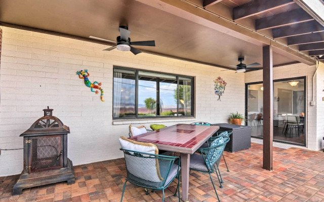 Lake Powell Views: Mid-century Home in Page