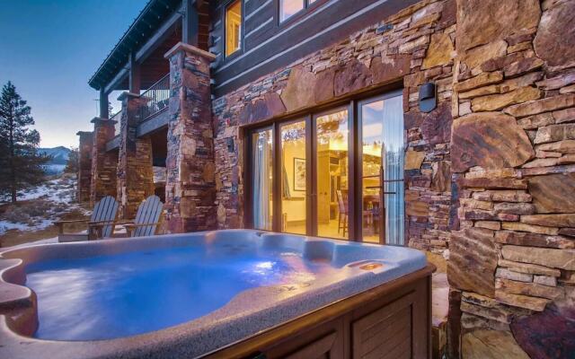 The Lodge at Stoney Ridge