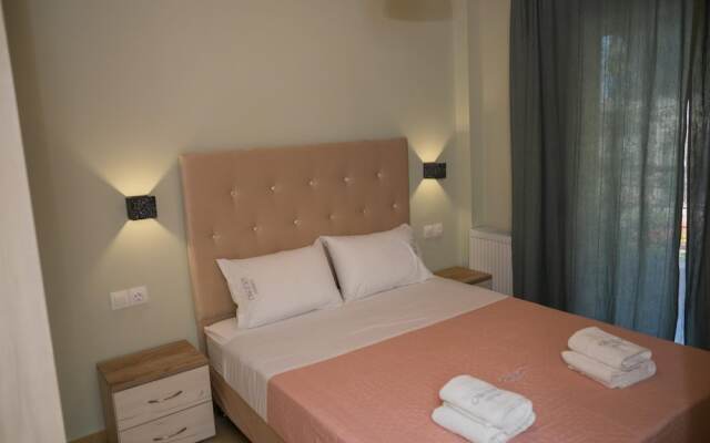 Zoe Seaview Apartment by Rentals Pro