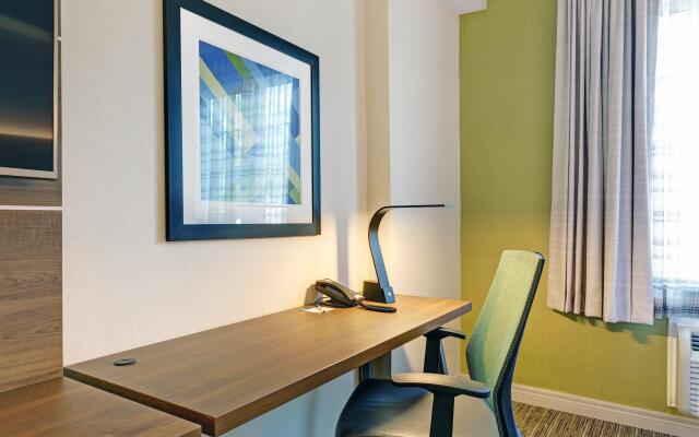 Holiday Inn Express Whitby by IHG