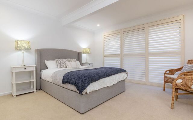 Lakeview Crescent 11