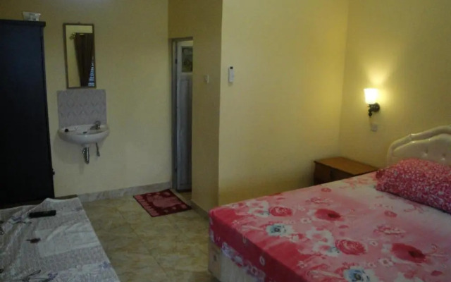 Puji Homestay